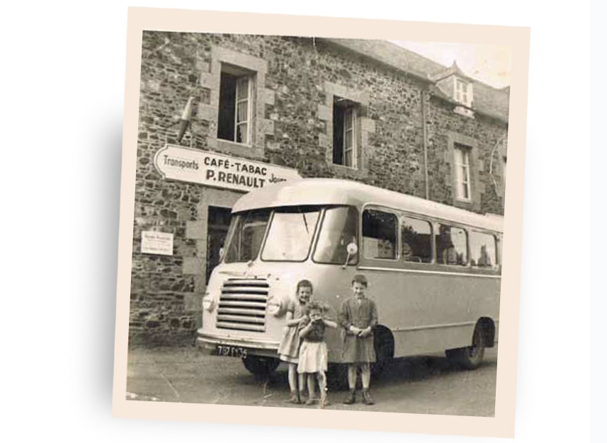 Le Goëlic, crêperie du réseau 'Crêperie Gourmande', restaurant près de Binic, St-Quay et le Zooparc de Trégomeur, vous sert des galettes et des crêpes dans une crêperie de caractère, au coeur du bourg de Trégomeur